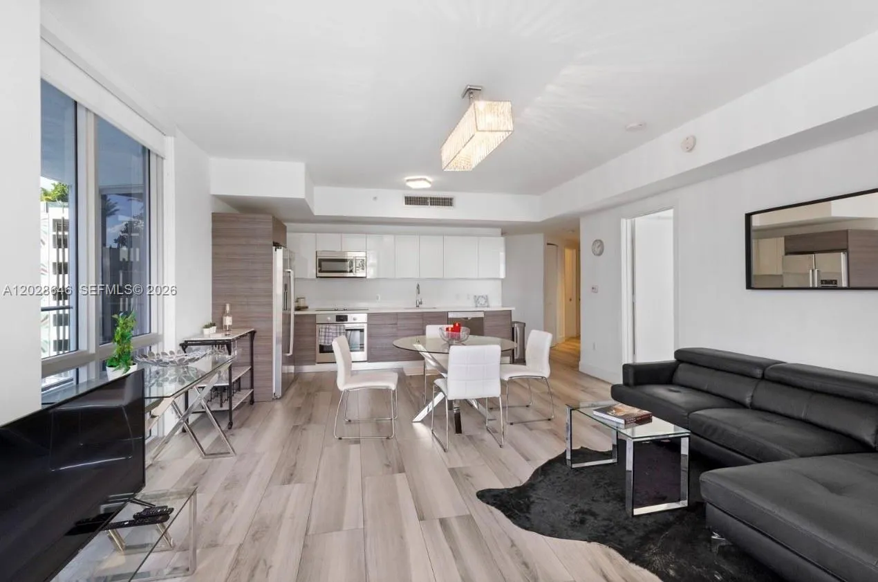 1010 SW 2nd Ave # 609, Miami FL 33130