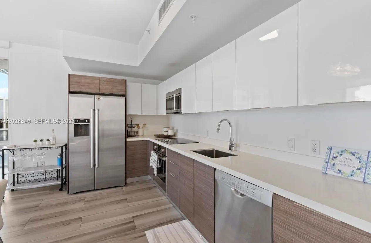 1010 SW 2nd Ave # 609, Miami FL 33130