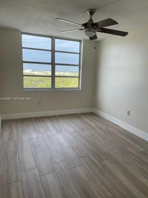 2750 NE 183rd St # 2504, Aventura FL 33160