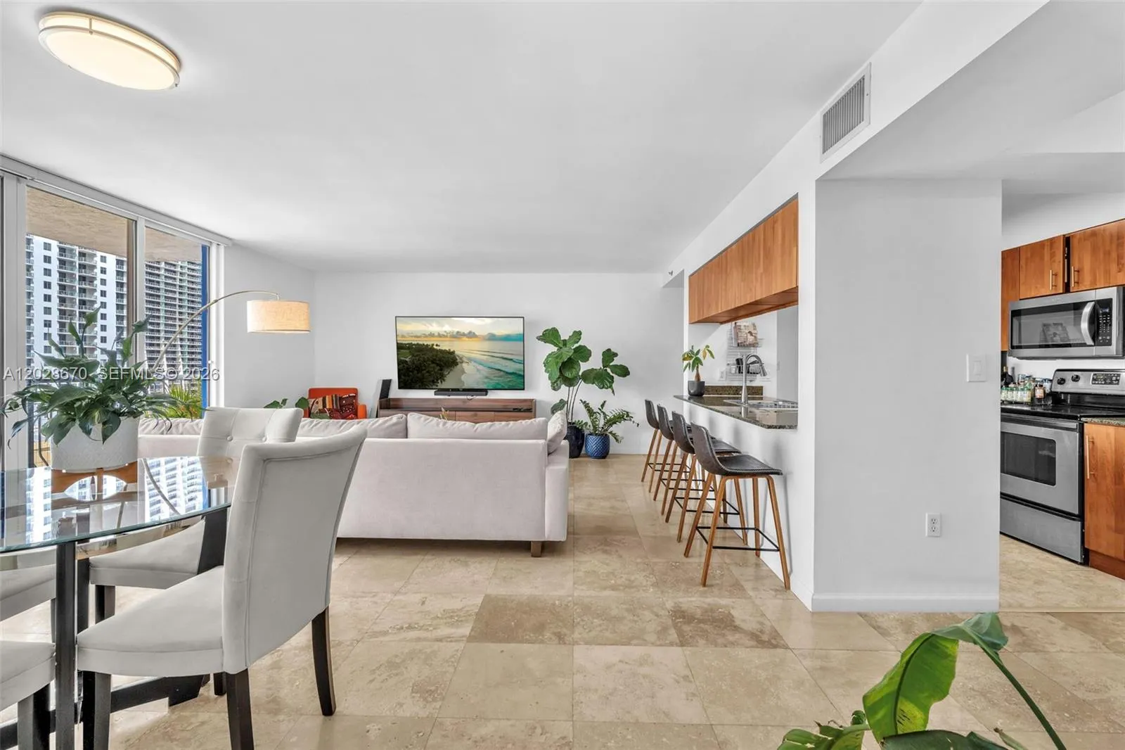 1200 Brickell Bay Dr # 3123, Miami FL 33131