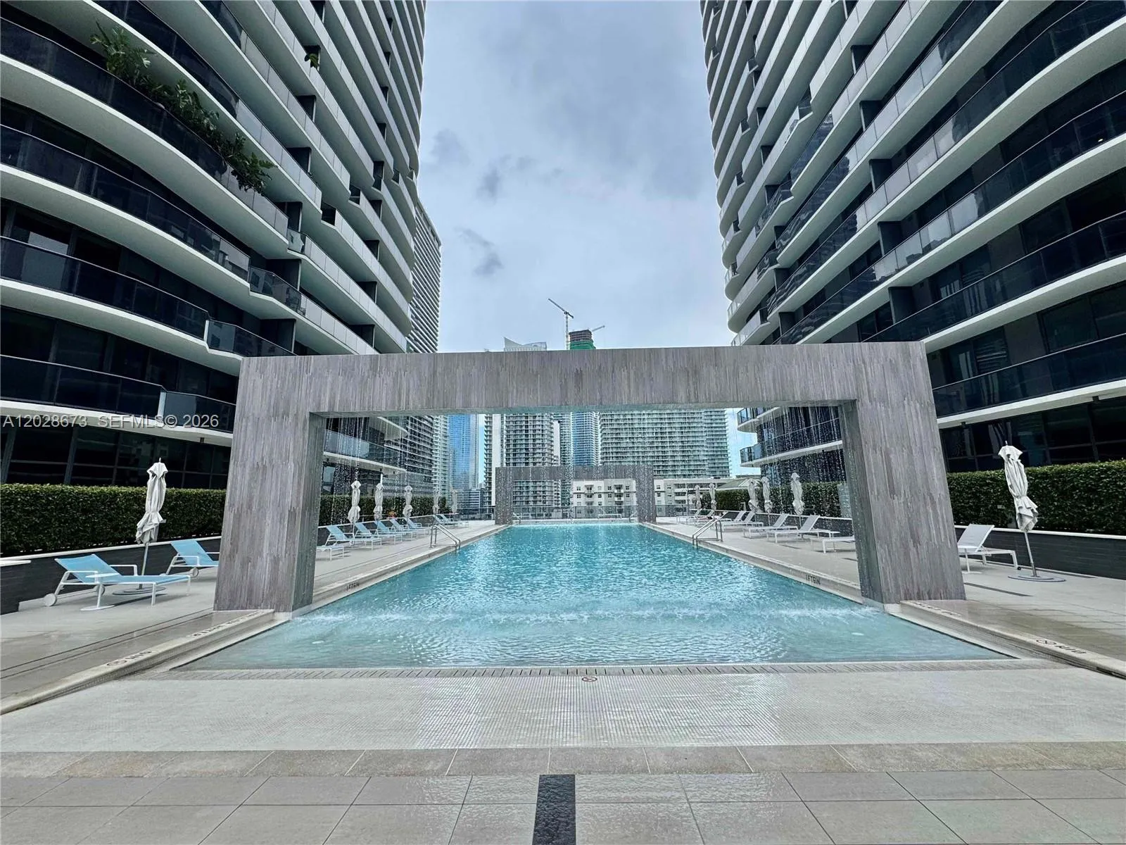 55 SW 9th St # 3201, Miami FL 33130