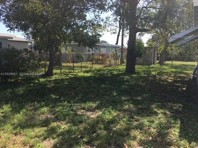 1580 NW 32nd Ave # 1580, Lauderhill FL 33311