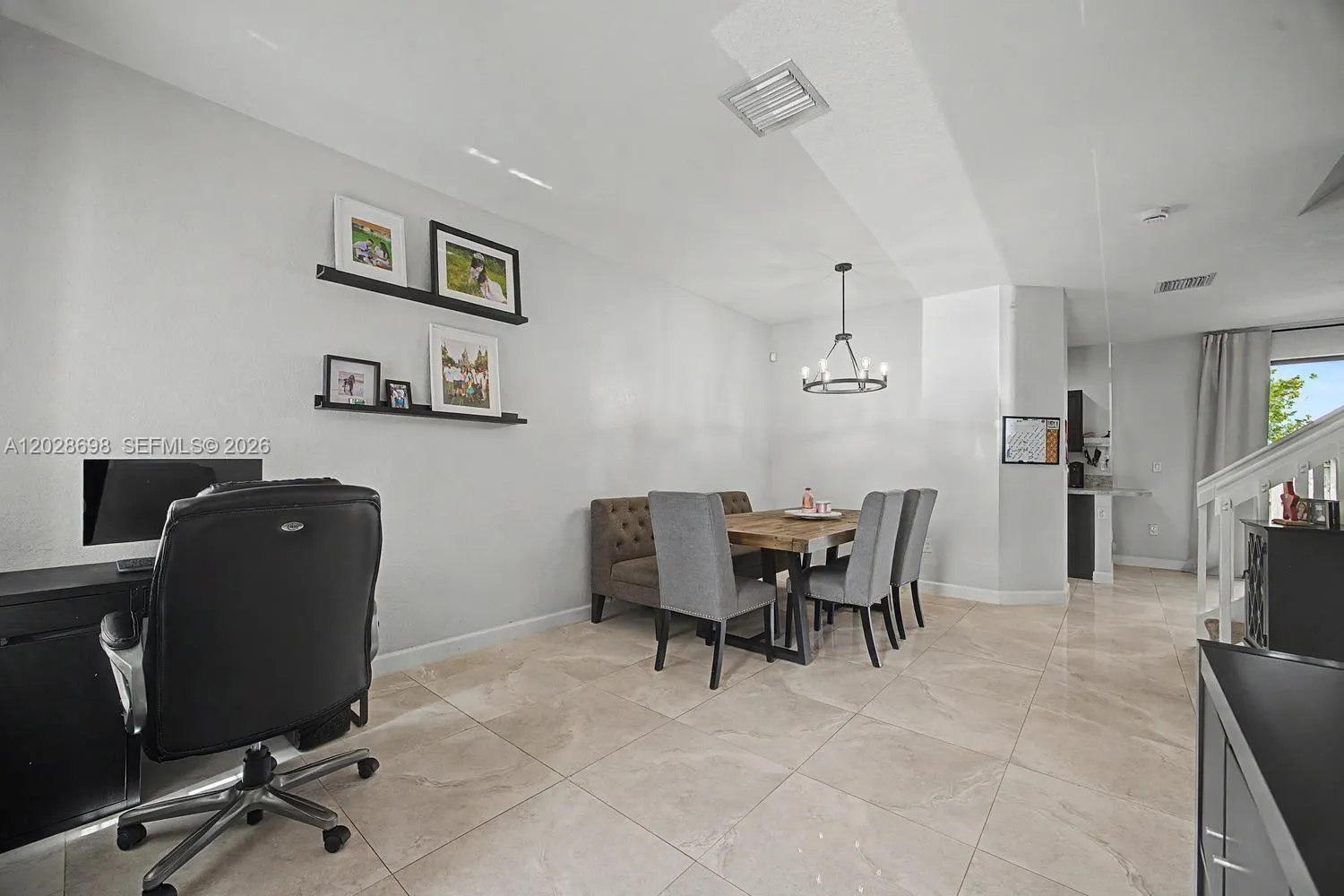 215 SE 37th Pl, Homestead FL 33033