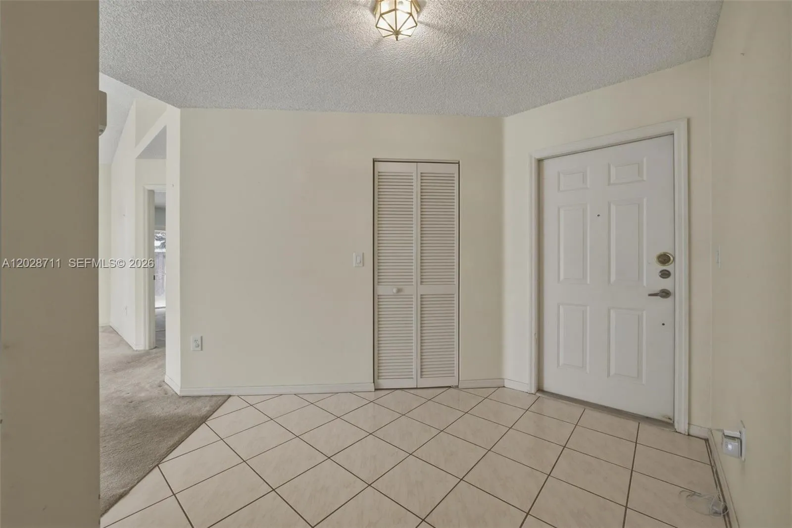 7950 NW 24th St, Margate FL 33063