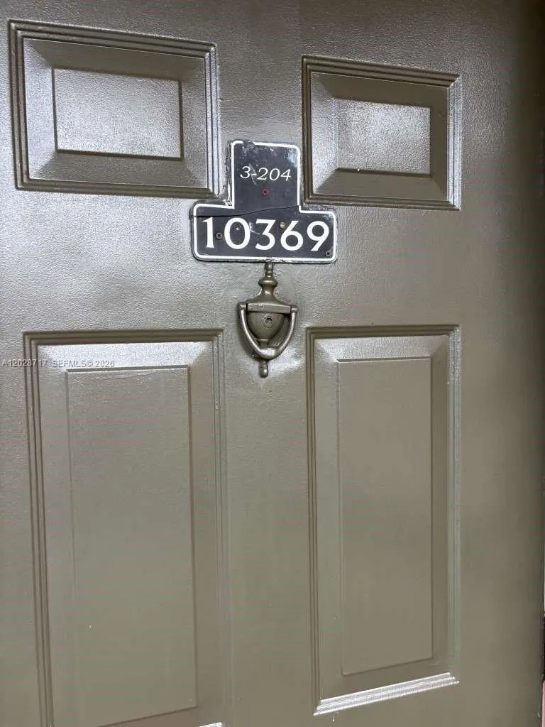 10369 NW 8th St # 204, Pembroke Pines FL 33026