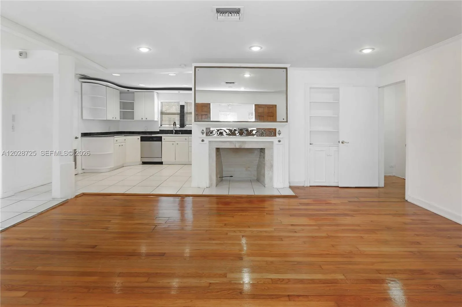 706 S 19th Ave # 706, Hollywood FL 33020