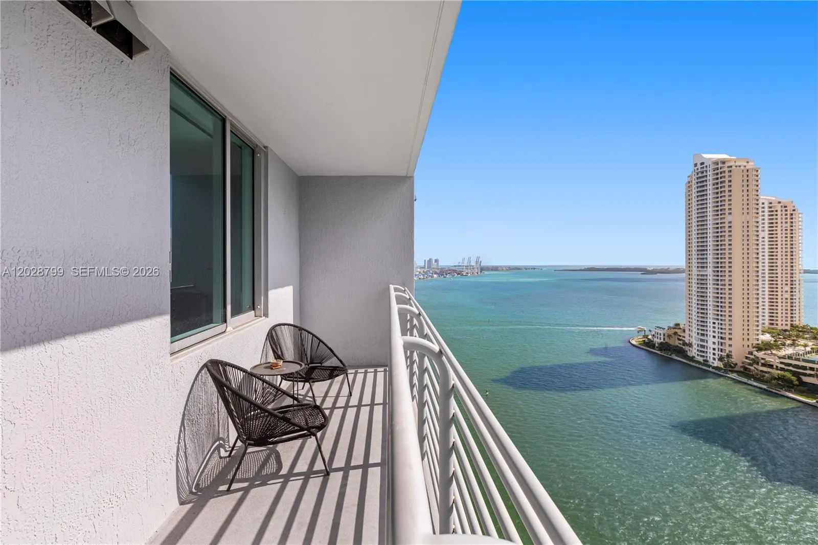 325 S Biscayne Blvd # 2517, Miami FL 33131