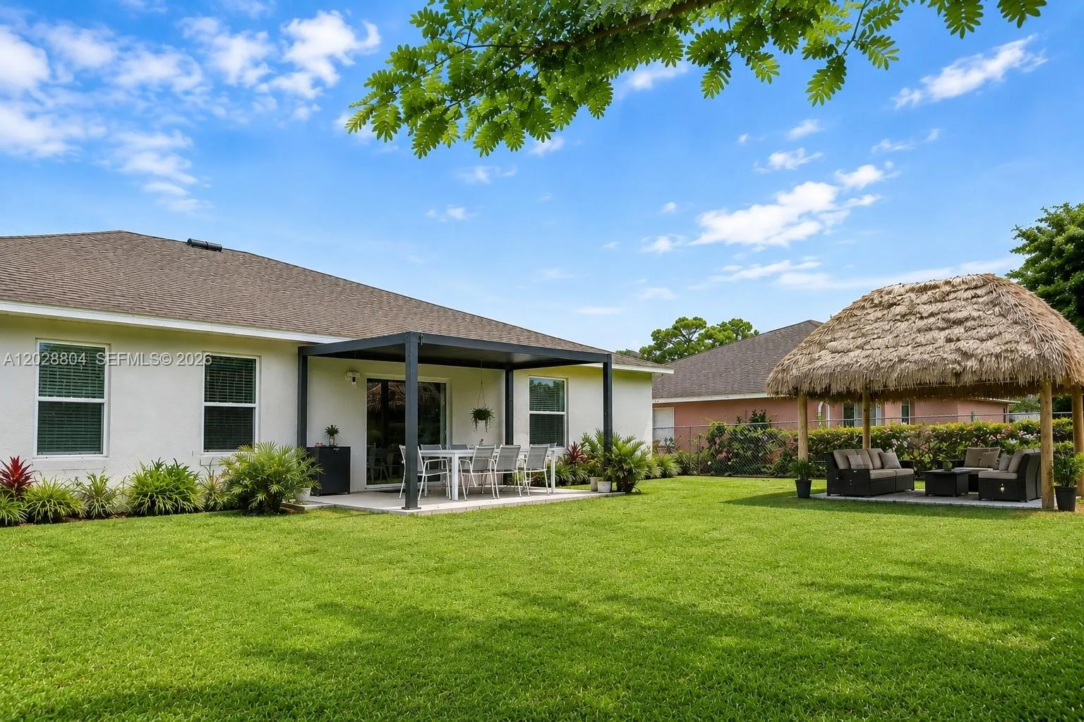 1025 SW Sarto Ln, Port St. Lucie FL 34953