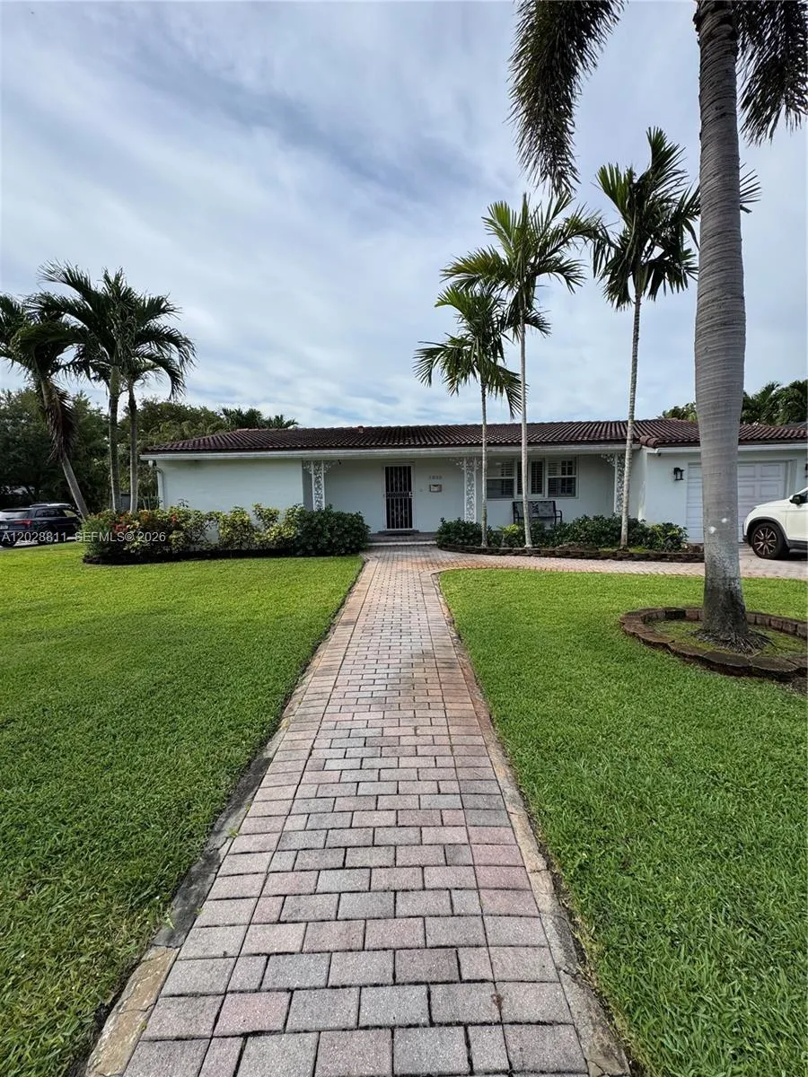 1030 NE 107th St # 1030, Miami Shores FL 33161