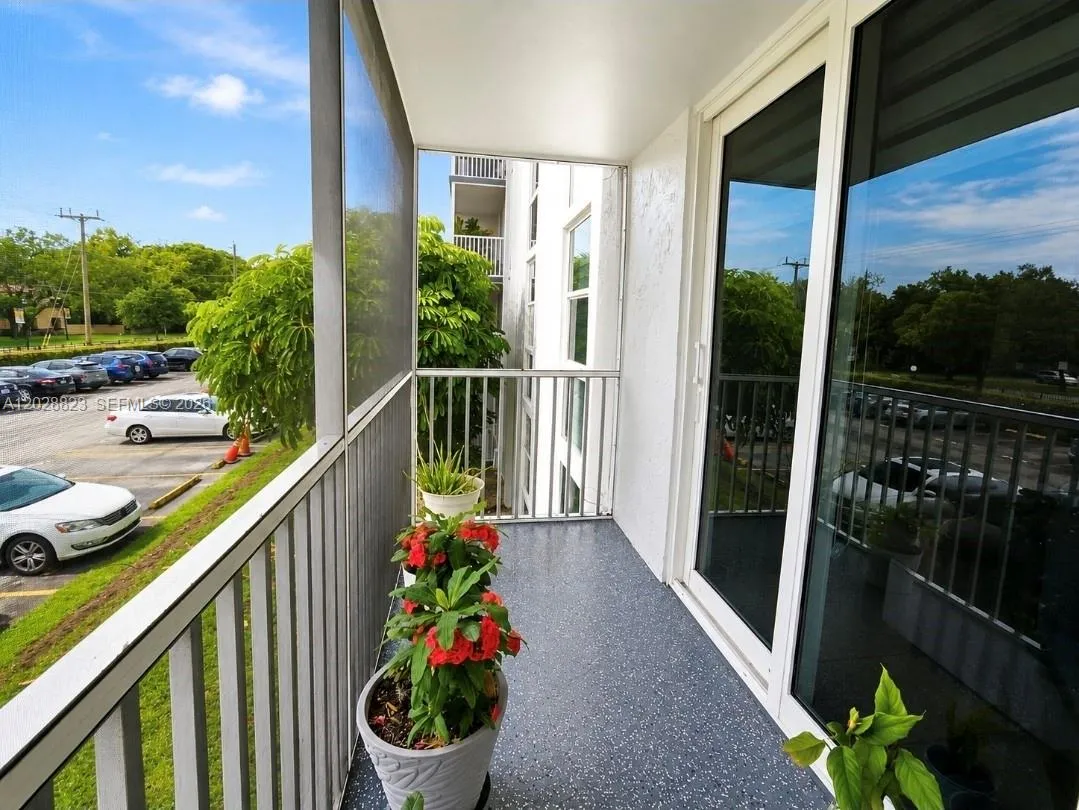 16851 NE 23rd Ave # B214, North Miami Beach FL 33160