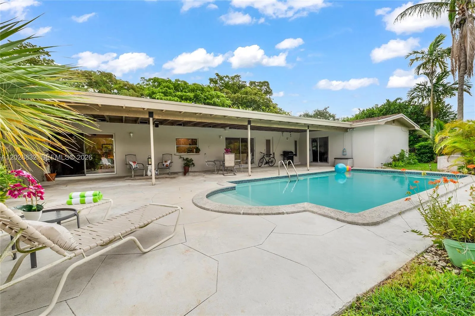 16420 SW 81st Ave, Palmetto Bay FL 33157