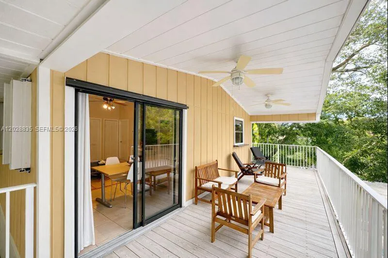 335 Bay View Ave, Key Largo FL 33037