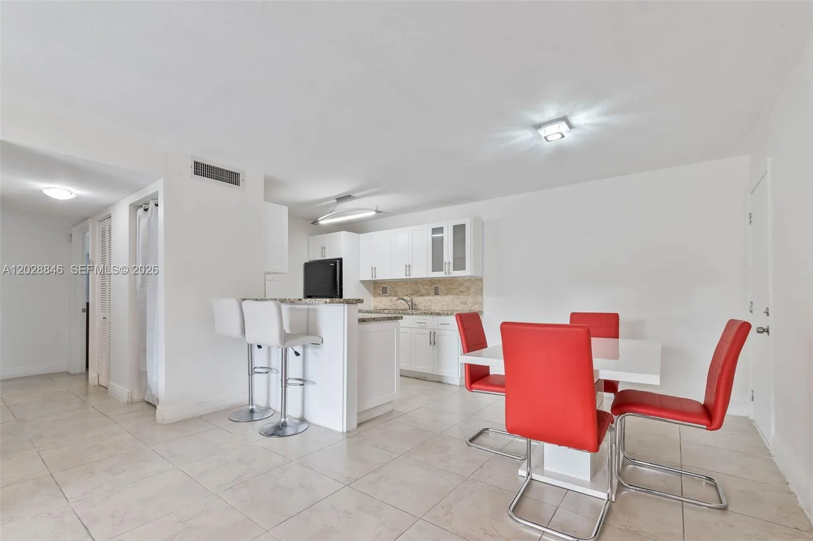 10748 N Kendall Dr # N22, Miami FL 33176