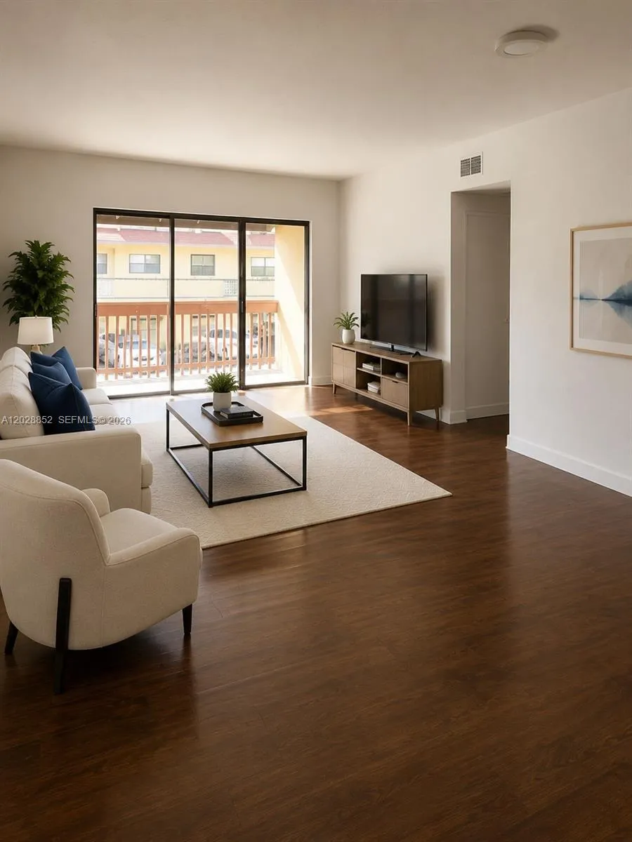 8873 Fontainebleau Blvd # 205, Miami FL 33172