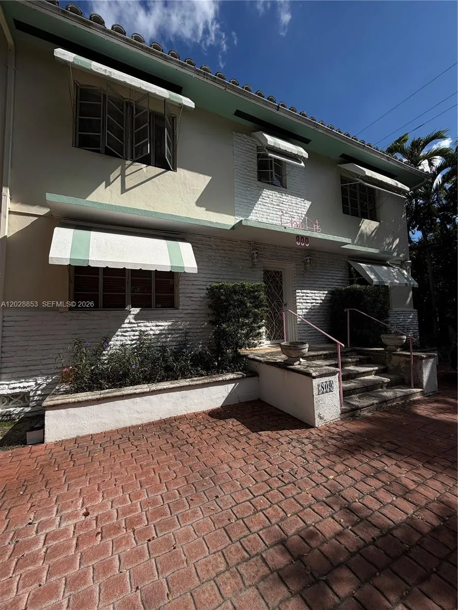 809 Ferdinand St # 3, Coral Gables FL 33134