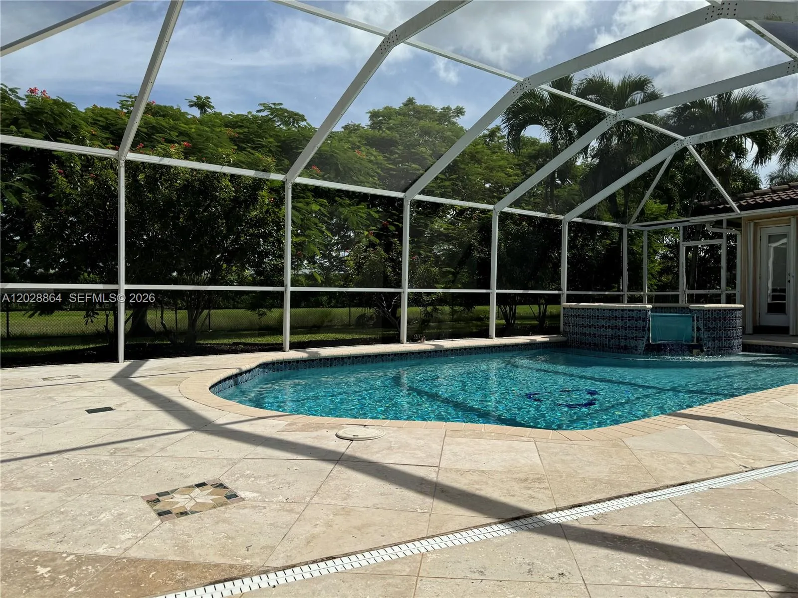 16643 Golfview Dr, Weston FL 33326