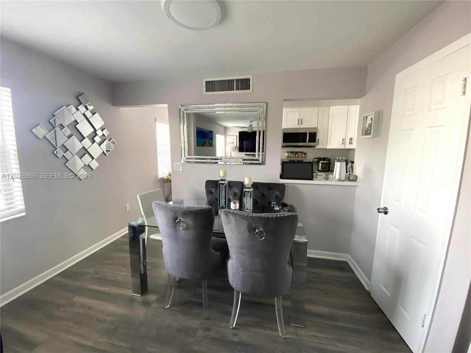 1570 W 46th St # 214, Hialeah FL 33012