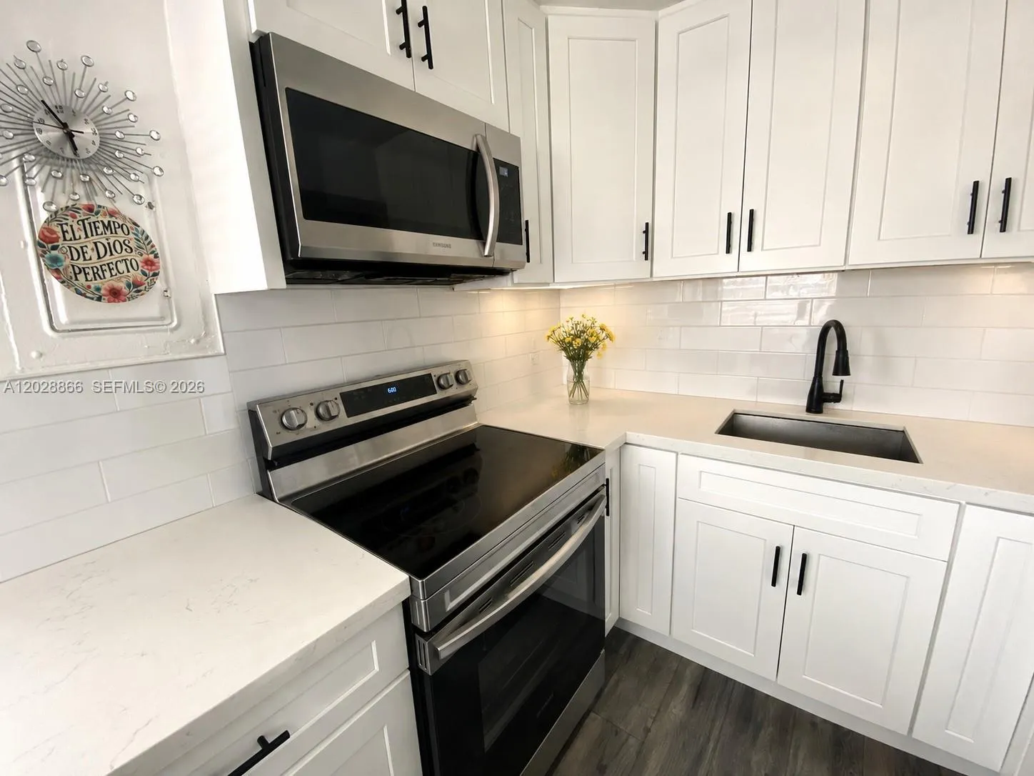 1570 W 46th St # 214, Hialeah FL 33012