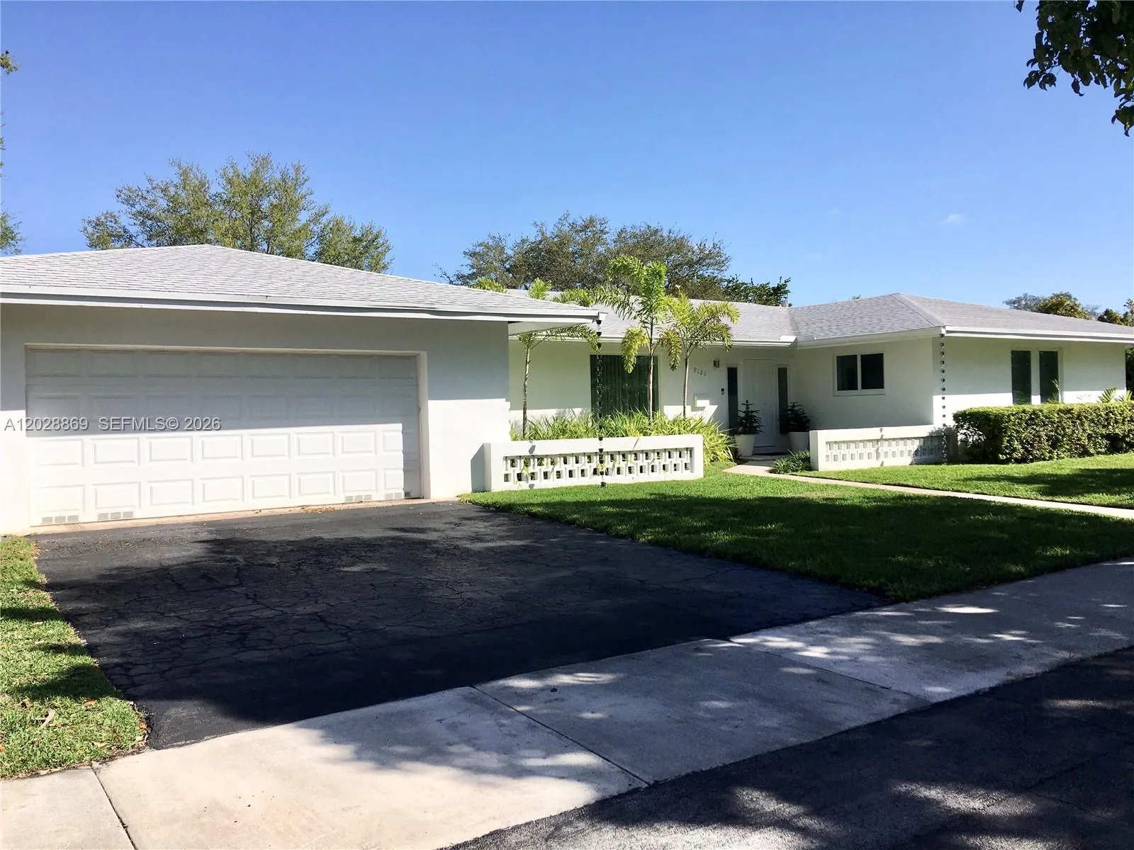9121 SW 85th St, Miami FL 33173