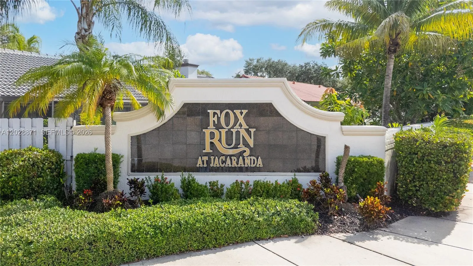 10900 NW 18th Ct, Plantation FL 33322