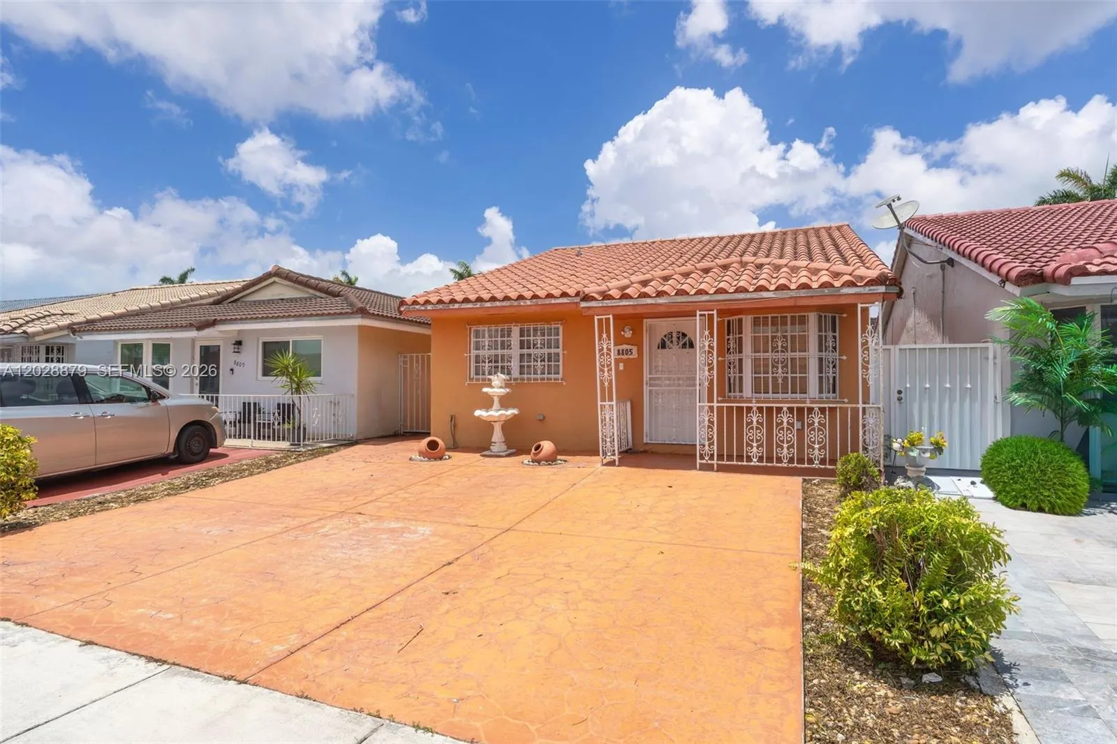 8805 NW 114th Ter, Hialeah Gardens FL 33018