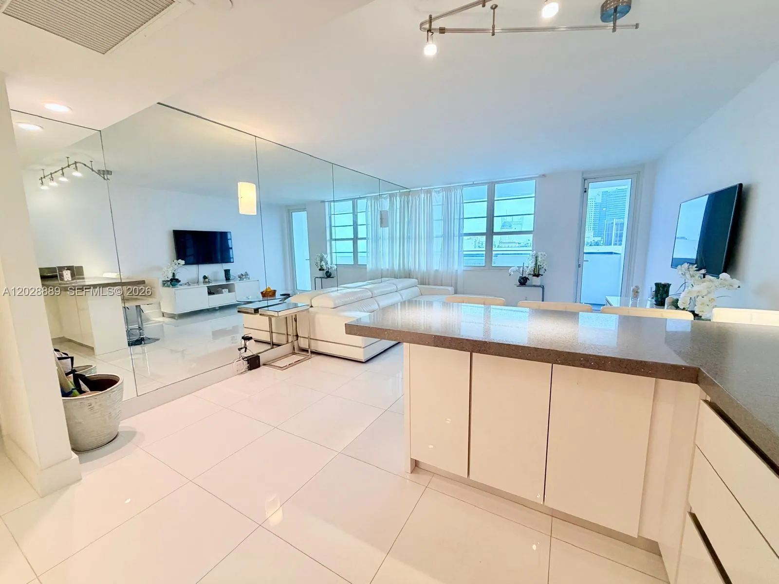 100 Lincoln Rd # 1504, Miami Beach FL 33139