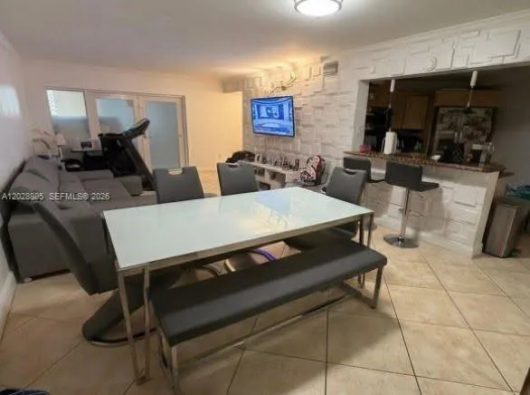 10249 NW 9th St Cir # 8, Miami FL 33172