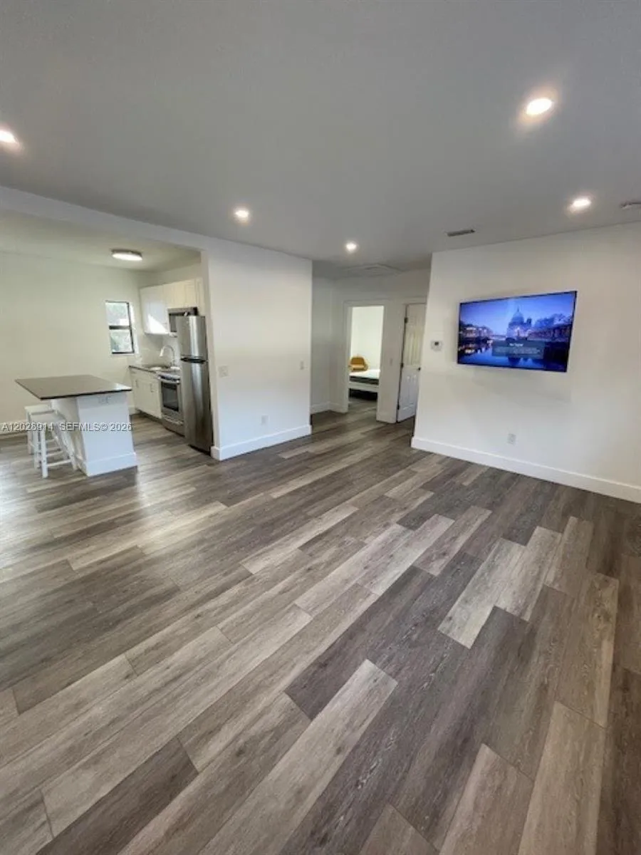 2141 SW 14th Ter # 4, Miami FL 33145