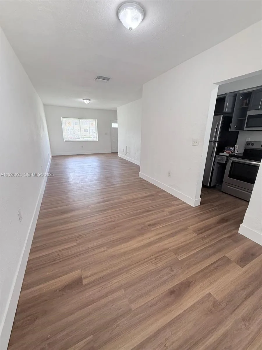 209 NW 84th St # 209, Miami FL 33150