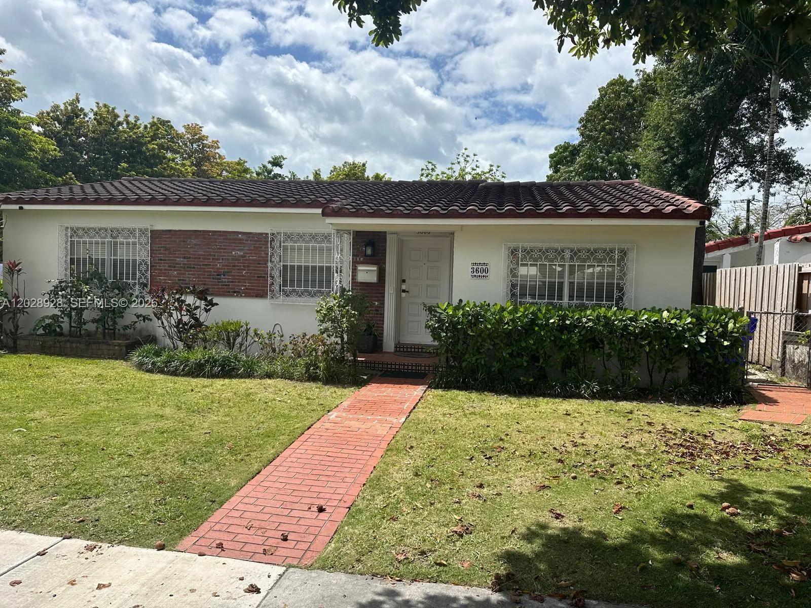 3600 SW 26th St, Miami FL 33133