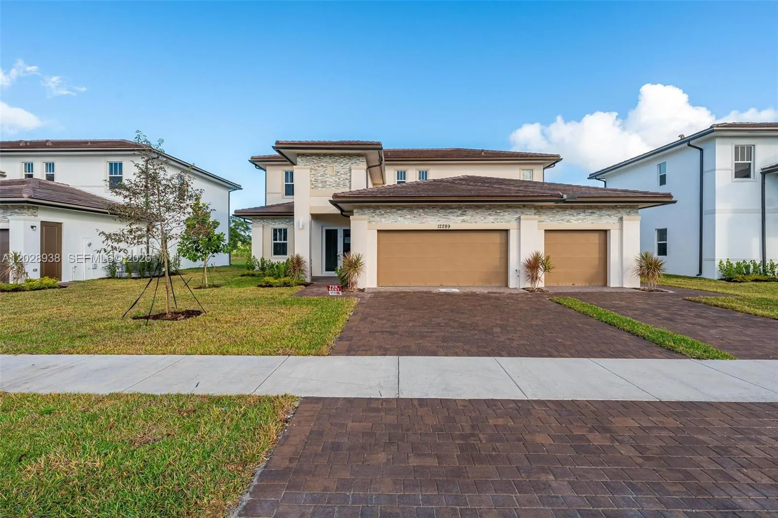 12289 SW 43rd St, Davie FL 33330