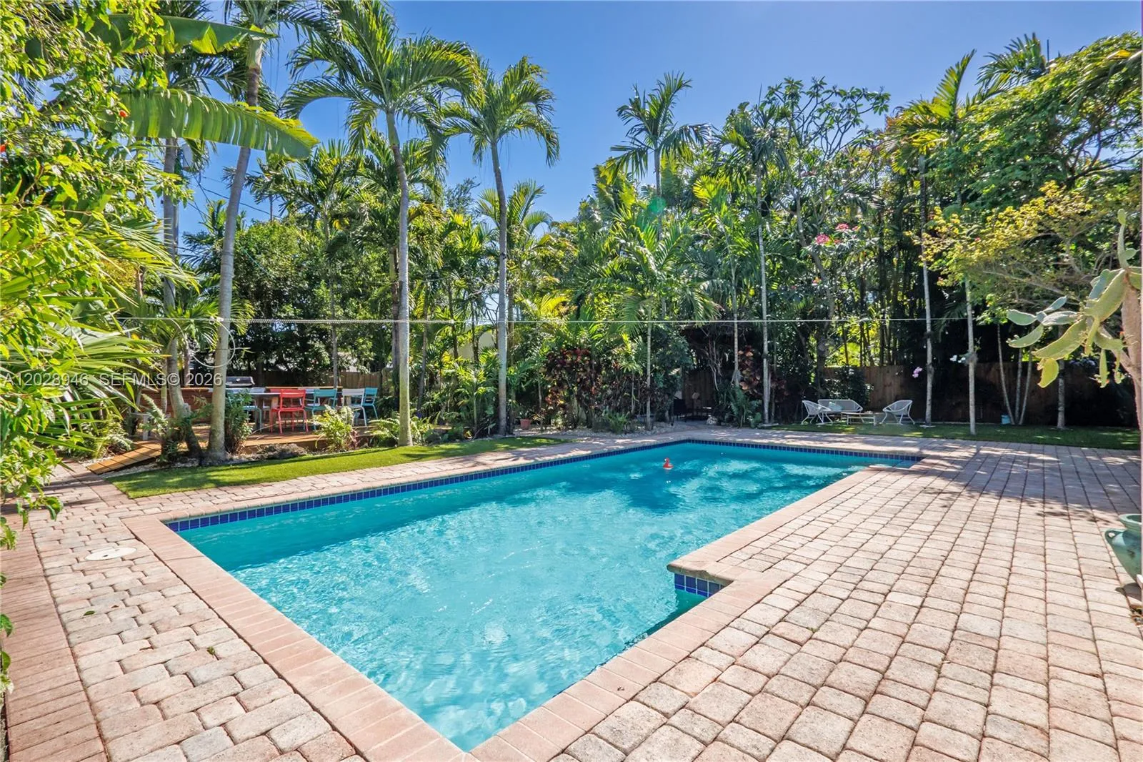 528 NE 72nd St, Miami FL 33138