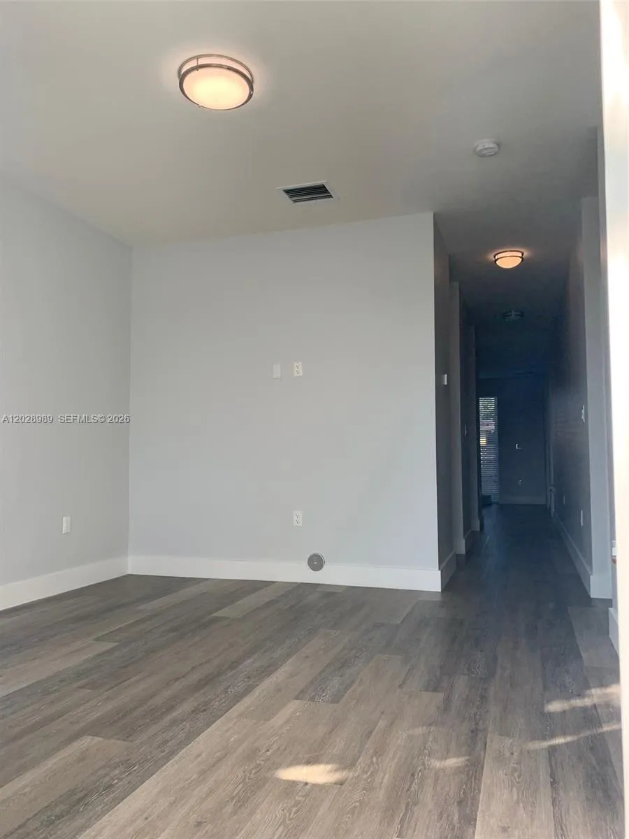 807 E 28th St # 807, Hialeah FL 33013