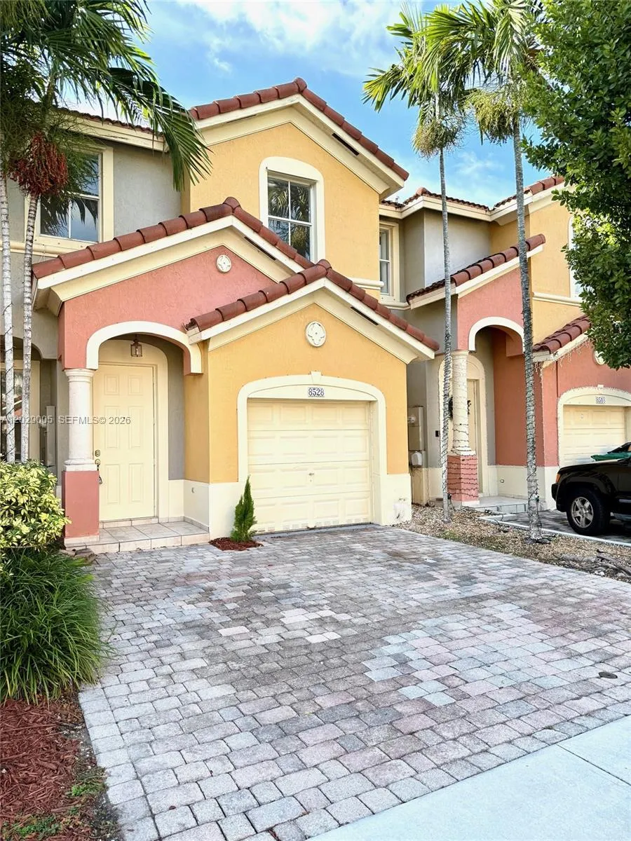 8528 SW 166th Pl # 8528, Miami FL 33193