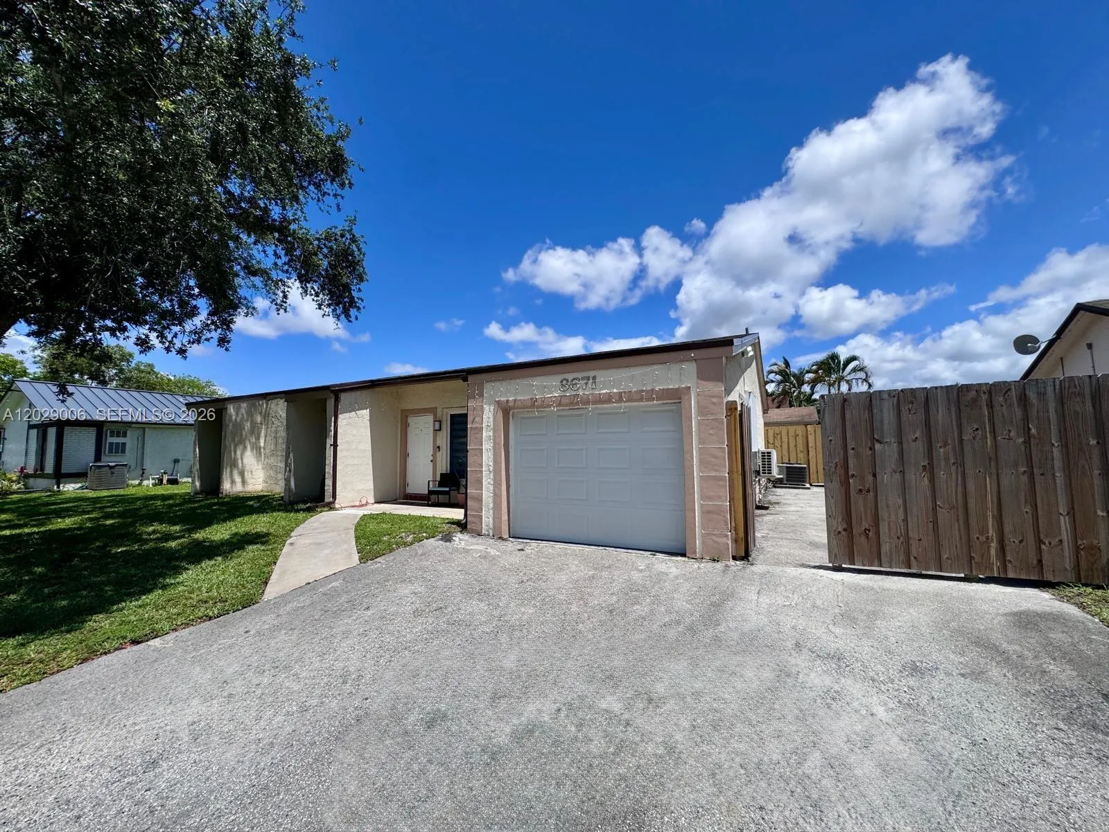 8671 NW 3rd St # 2, Pembroke Pines FL 33024