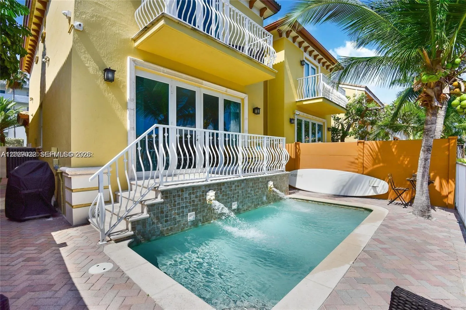3870 NE 168th St # 2, North Miami Beach FL 33160