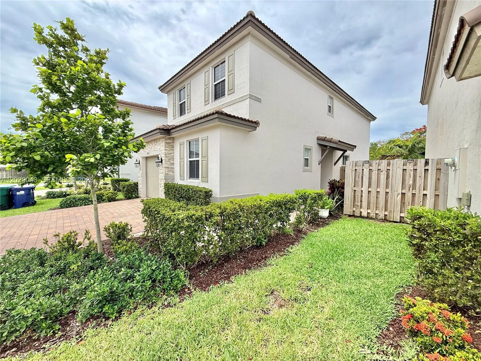 2462 NW 131st Cir, Miami FL 33167