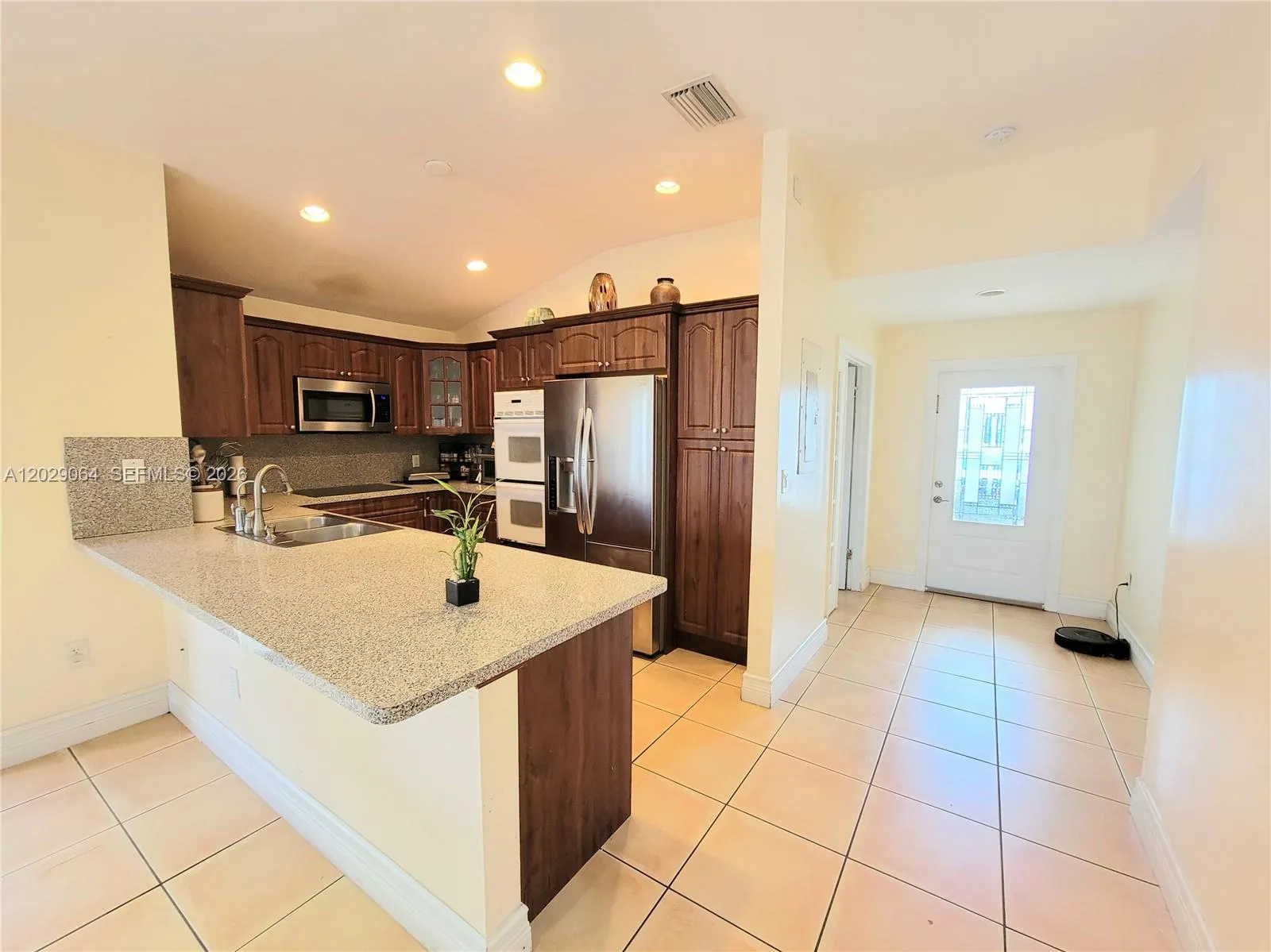 5267 NW 186th Ln, Miami Gardens FL 33055