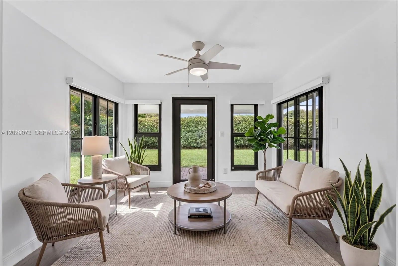 680 W 50th Pl, Hialeah FL 33012