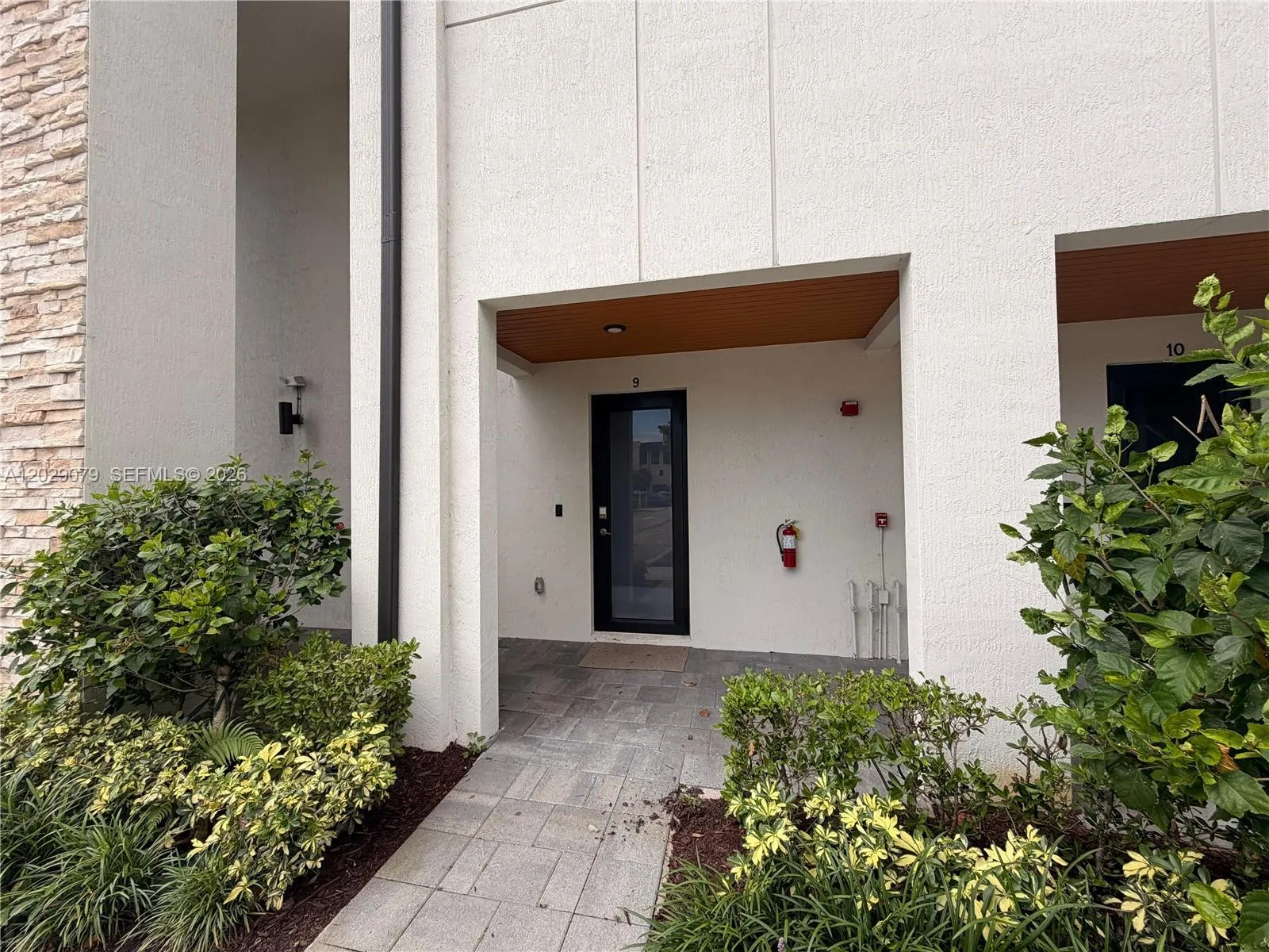 10407 NW 82nd St # 9, Doral FL 33178