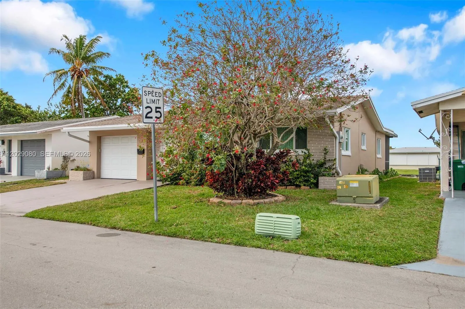 4905 NW 47th Ave, Tamarac FL 33319