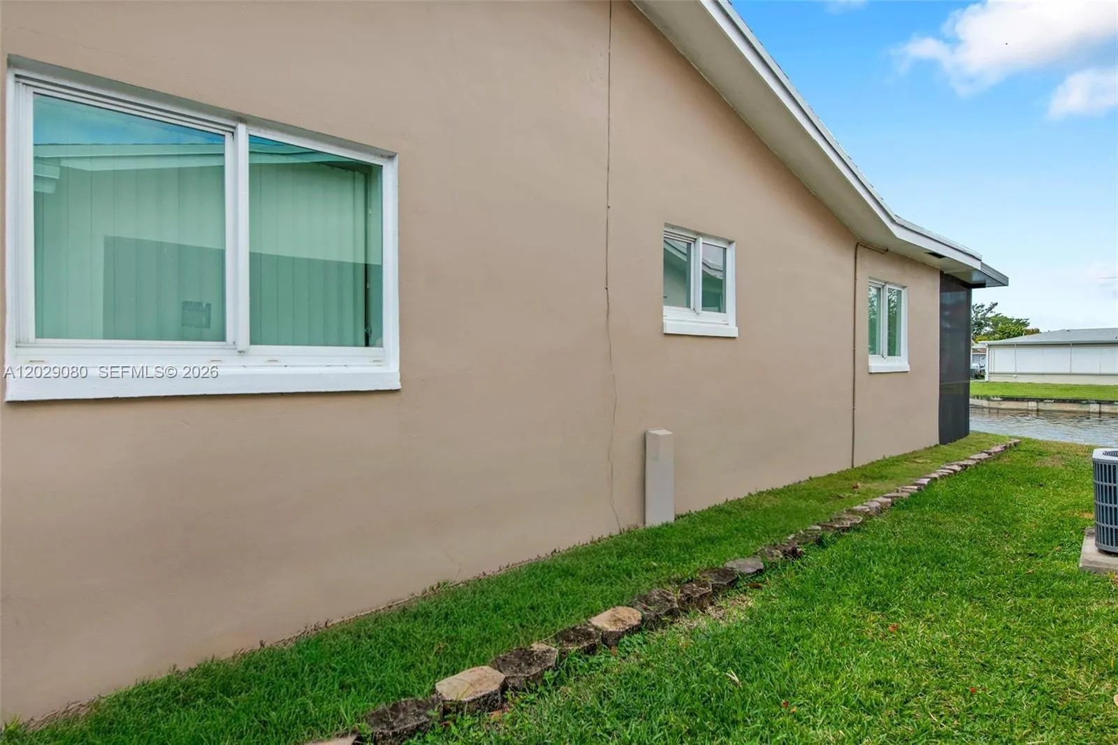 4905 NW 47th Ave, Tamarac FL 33319