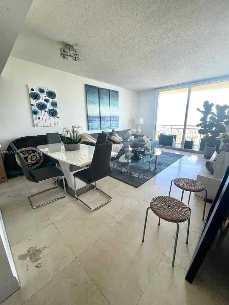 2475 Brickell Ave # 2303, Miami FL 33129