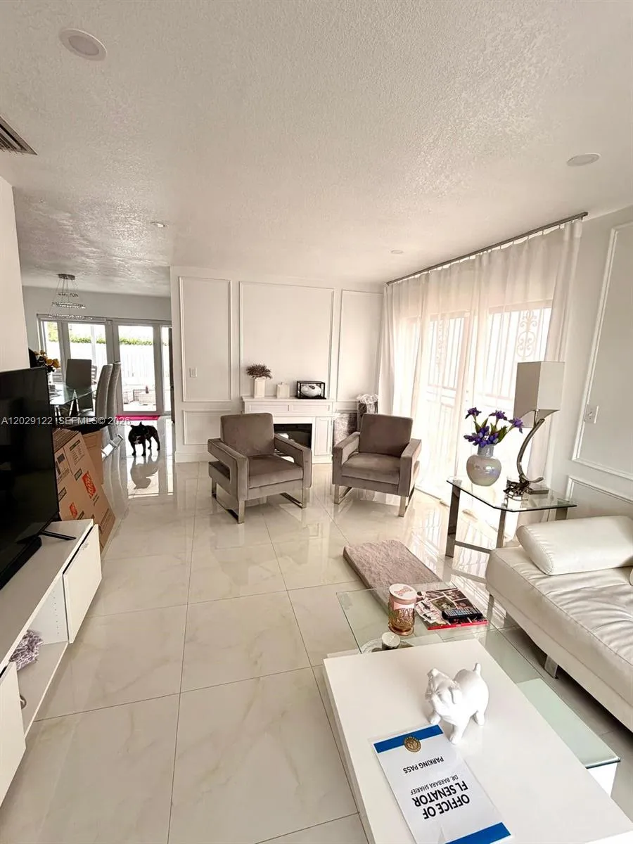 13336 NW 5th Ter, Miami FL 33182