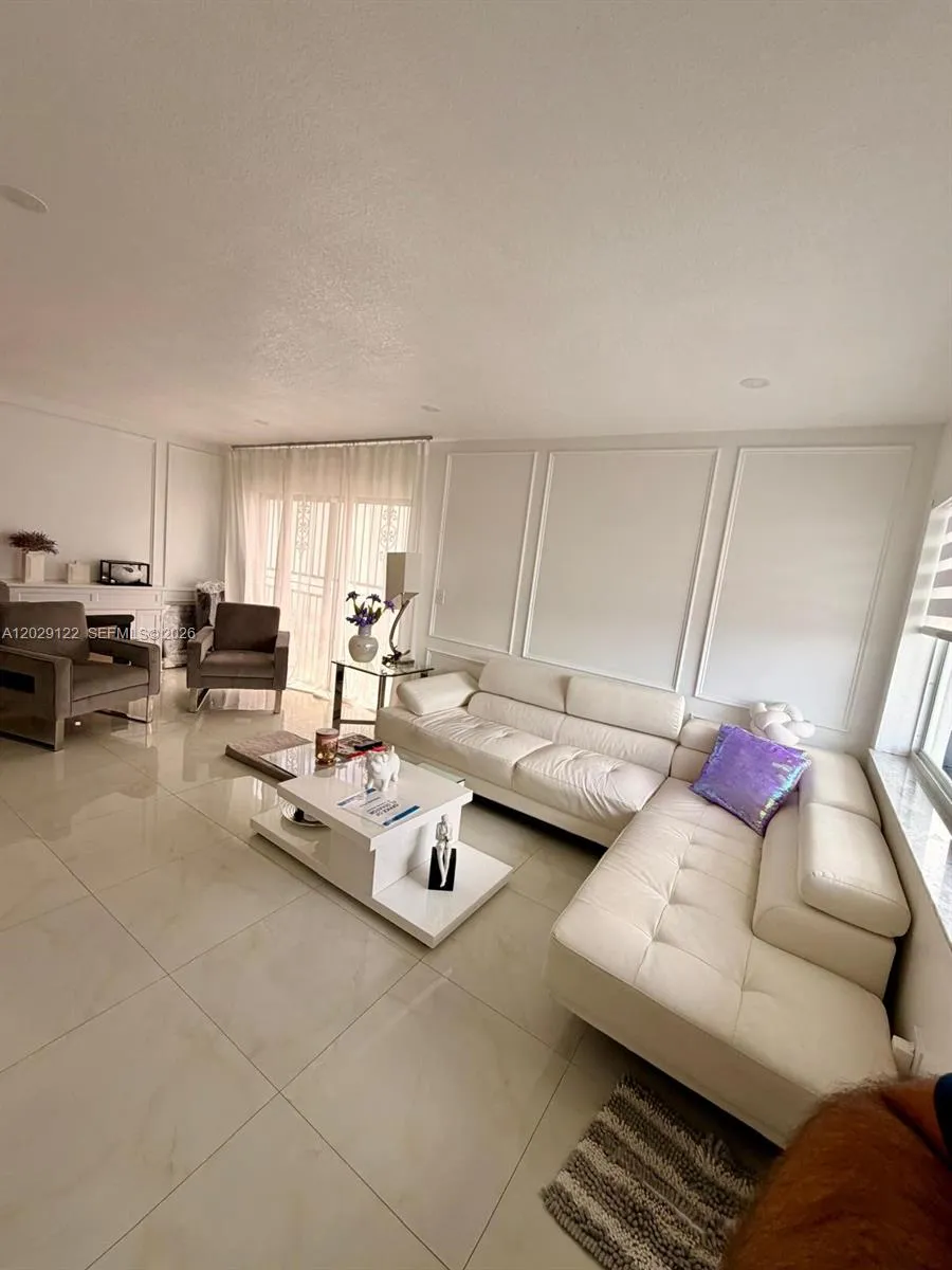 13336 NW 5th Ter, Miami FL 33182
