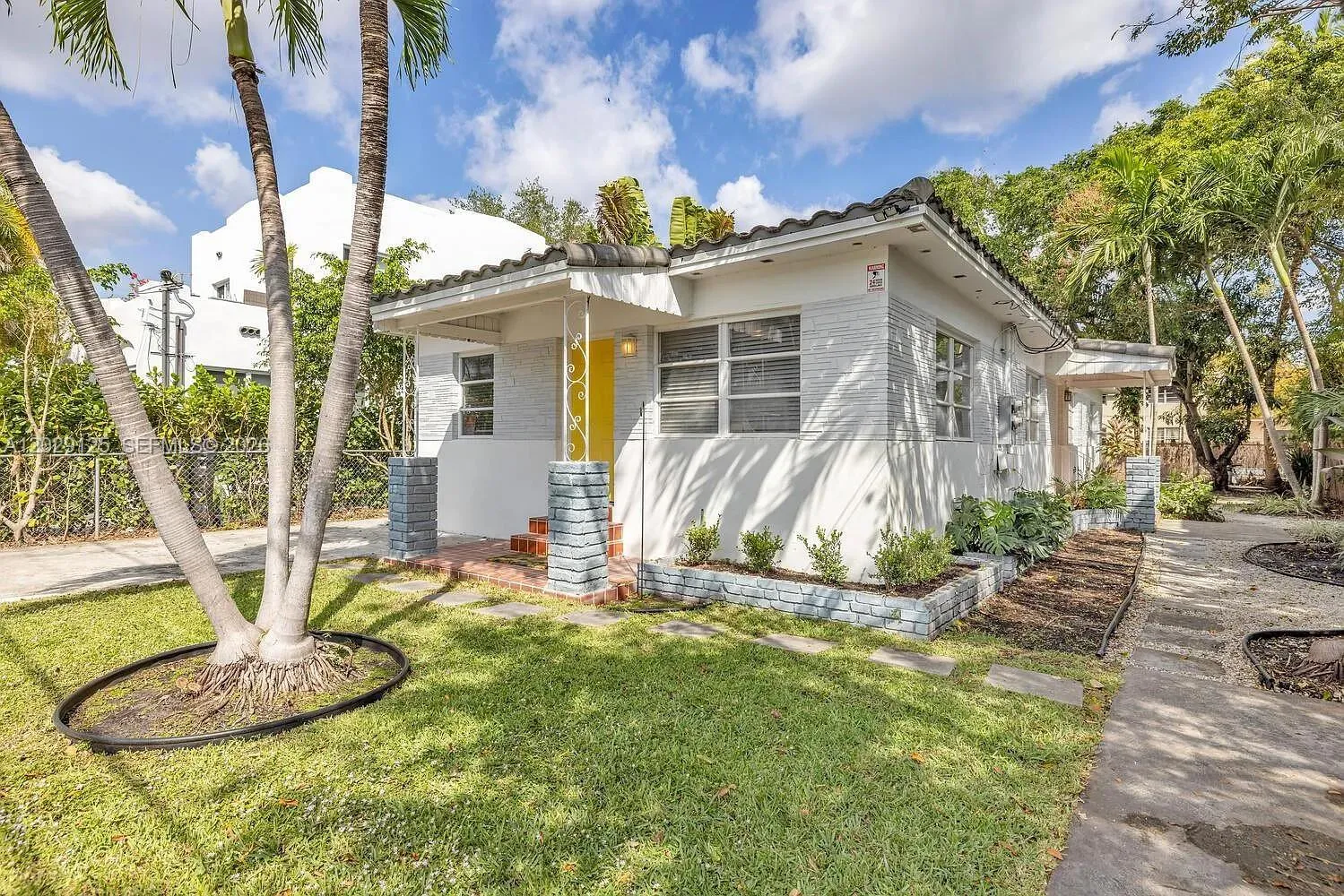 547 NE 64th St # 2, Miami FL 33138