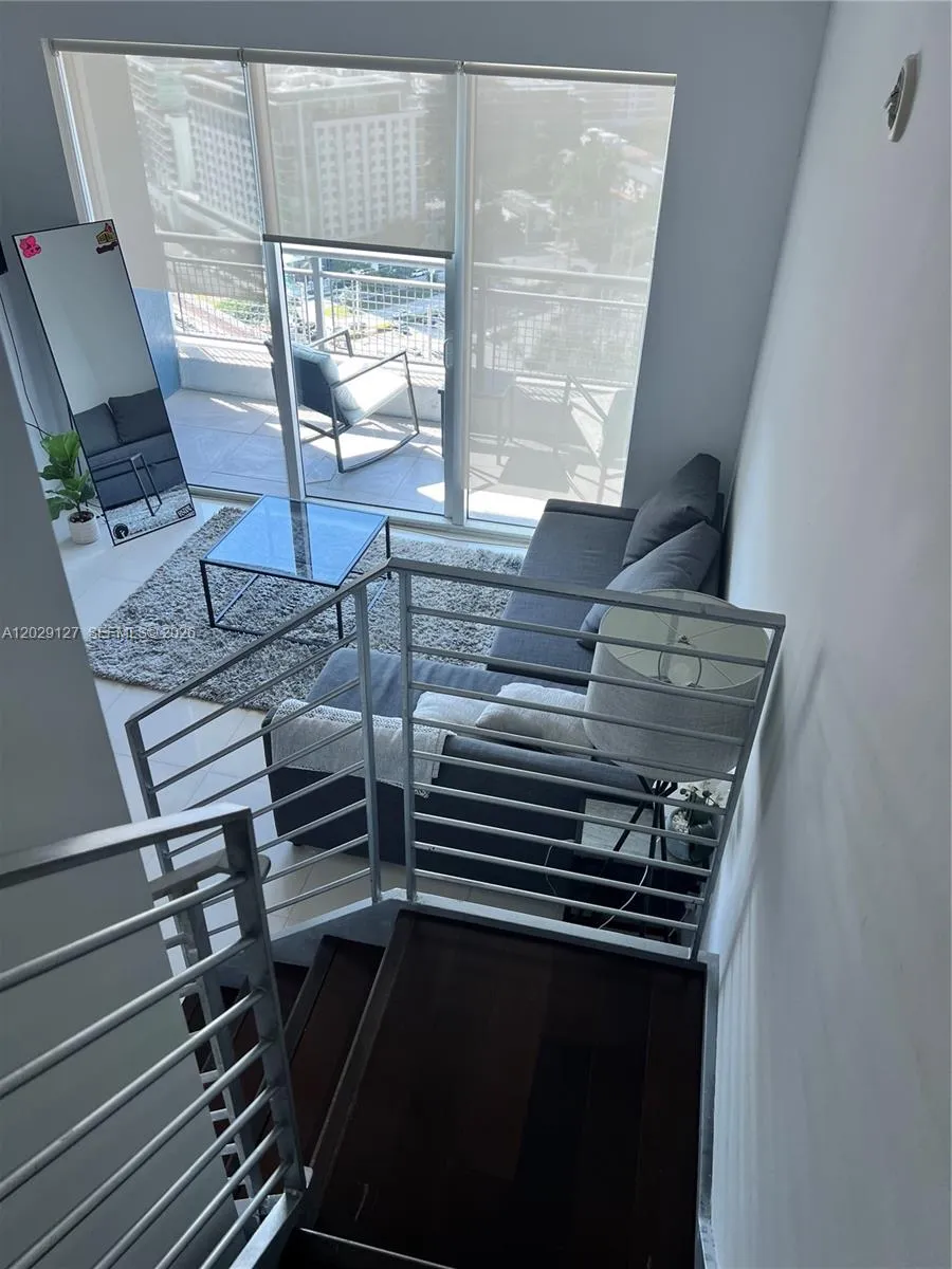 60 SW 13th St # 2207, Miami FL 33130