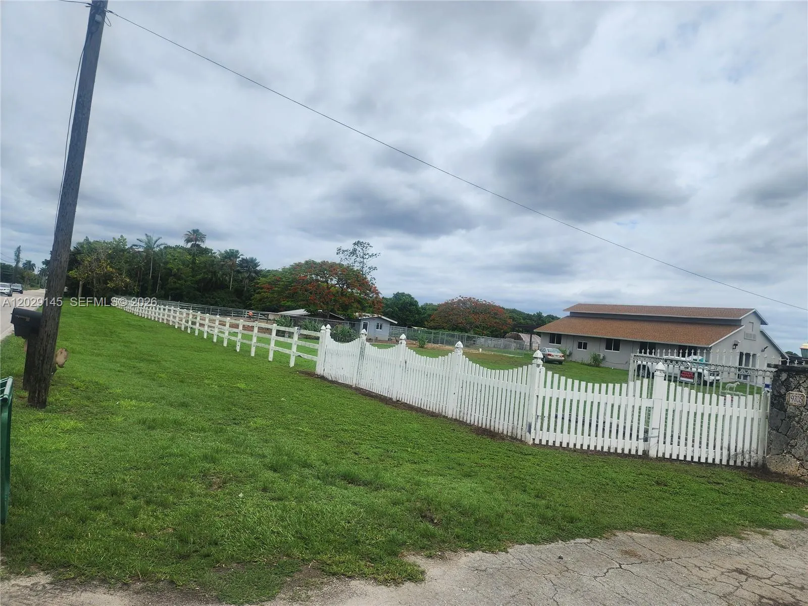 19705 SW 264th St, Homestead FL 33031