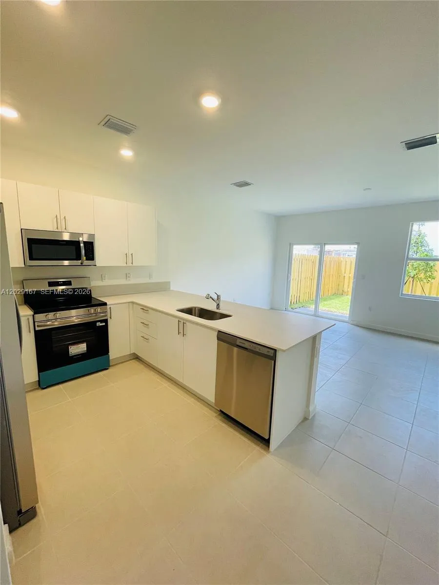 17905 SW 356th Ter, Homestead FL 33034