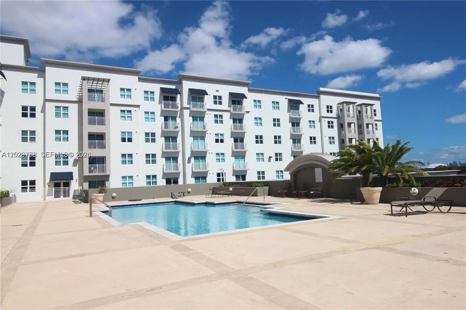50 Menores Ave # 606, Coral Gables FL 33134